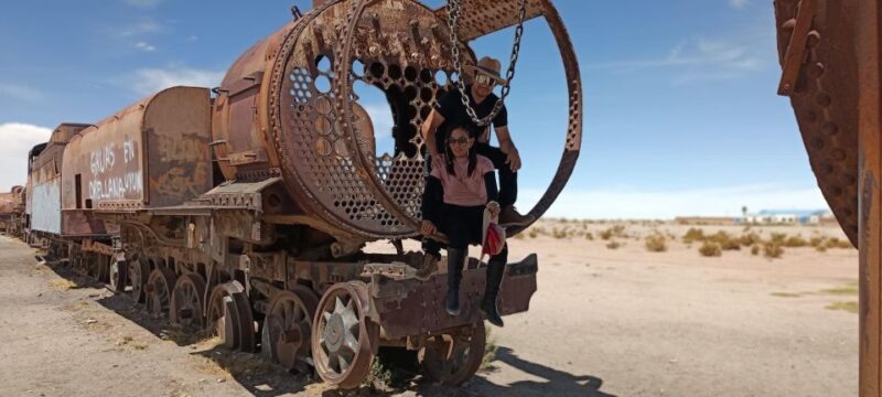 Uyuni Salt Flat Full Day Tour for 4 With Speak English Guide - Transport and Guide