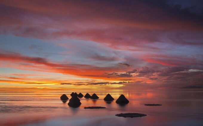 Uyuni Salt Flat Private Tour From Chile in Hostels - Frequently Asked Questions