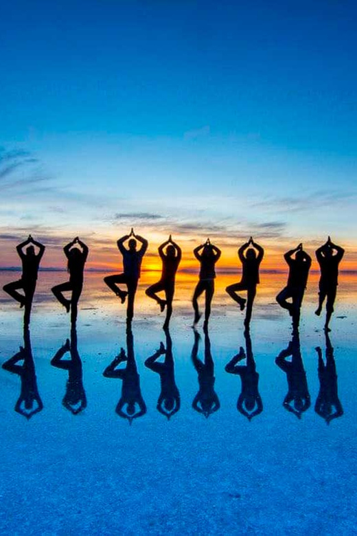 Uyuni Salt Flat Tour From Cusco - Group Size and Language