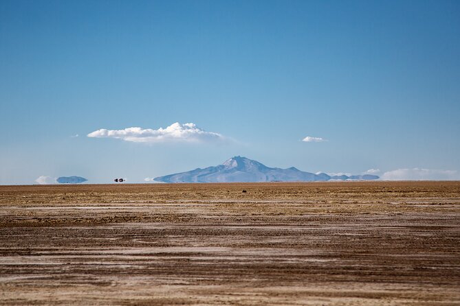 Uyuni Salt Flats 2-Day Private Tour With Tunupa Volcano - Tour Overview
