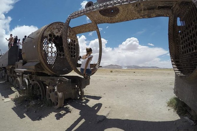 Uyuni Salt Flats 4-Days Tour From Atacama> Private Room Available - Cancellation Policy