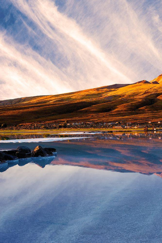 Uyuni Salt Flats and Colored Lagoons Tours 3 Days - Group Size