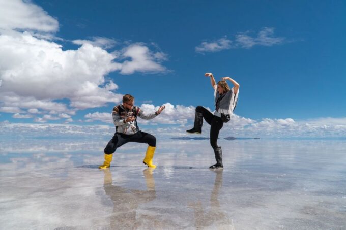 Uyuni Salt Flats and Red Lagoon 3-Days | English in Guide | - Meals Included