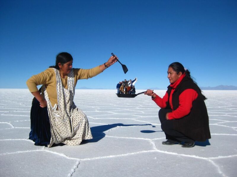 Uyuni: Salt Flats and Sunset Guided Tour With Lunch - Inclusions