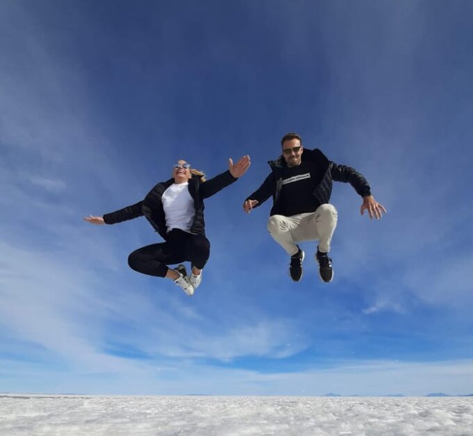 Uyuni: Salt Flats Day Tour With Lunch & Sunset - Exploring the Salt Flats