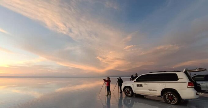 Uyuni: Salt Flats Day Tour With Sunset and Stargazing - Sunset, Stargazing, and Private Lunch