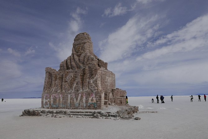 Uyuni Salt Flats (Day Trip) English Guide - Important Considerations for Participants