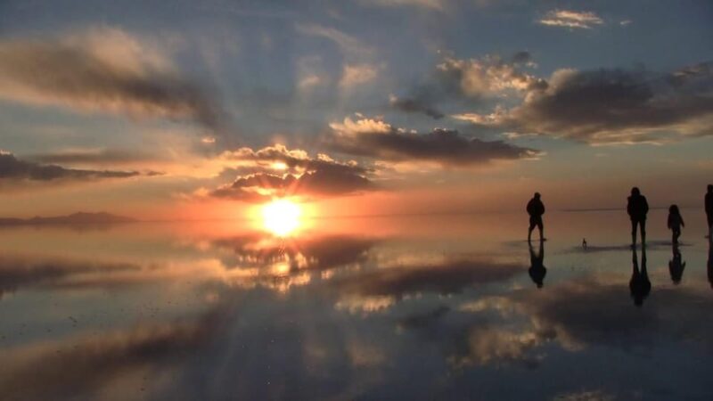 Uyuni Salt Flats + Sunset and Night of Stars | Private | - Key Points