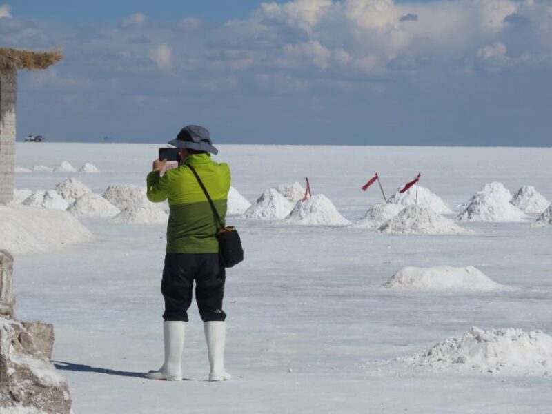 Uyuni: Uyuni Salt Flats With Sunset and Wine Tasting - Inclusions