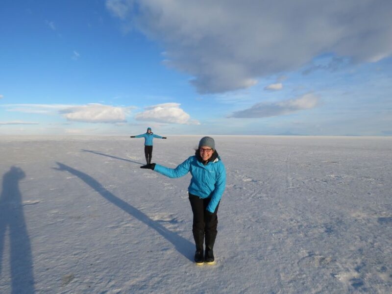 Uyuni: Uyuni Salt Flats With Sunset and Wine Tasting - Visiting the Train Cemetery and Colchani