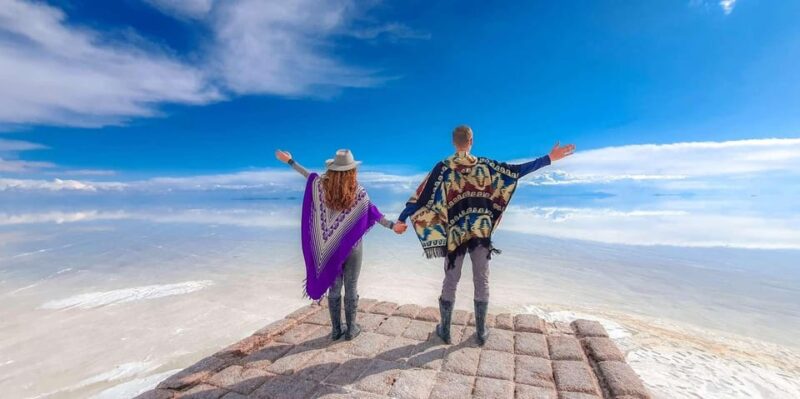 Uyuni:Jeep Day Trip to Incahuasi Island and Uyuni Salt Flats - Key Points