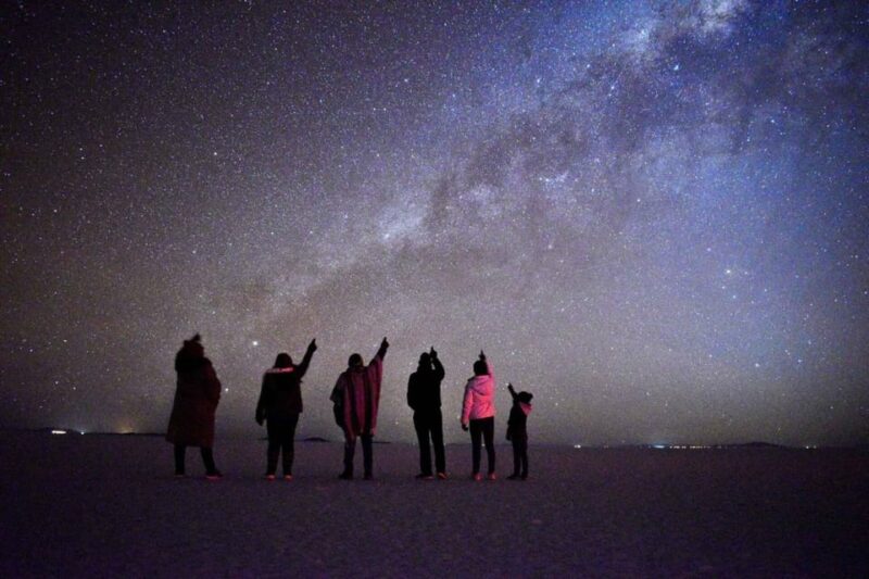 Uyuni:Private Stargazing Trip to Salar De Uyuni With Pick up - Language and Accessibility