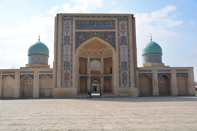 Uzbekistan - Fairy Tales From 1001 Nights - Shakhrisabz - Timurs Birthplace and Legacy