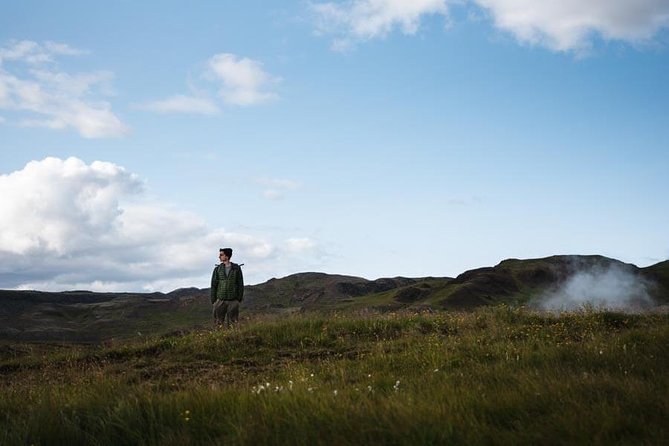 Vacation Photographer in Thingvellir - Accessibility and Participation