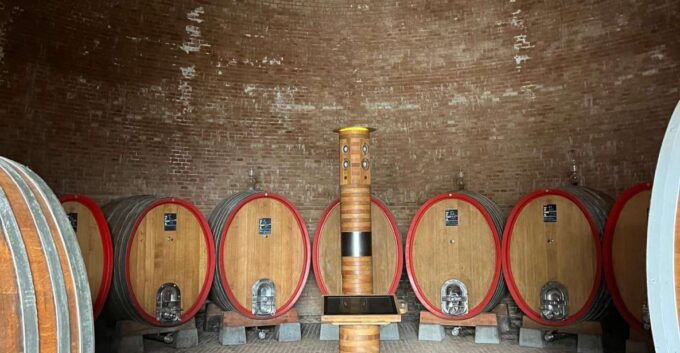 Val Dorcia: Private Brunello Wine Tastings and Little Town - Luxury Transportation and Guide