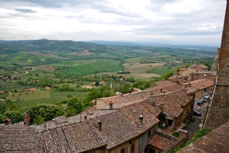Valdorcia: Montalcino and Montepulciano Scenery in the World - Key Points