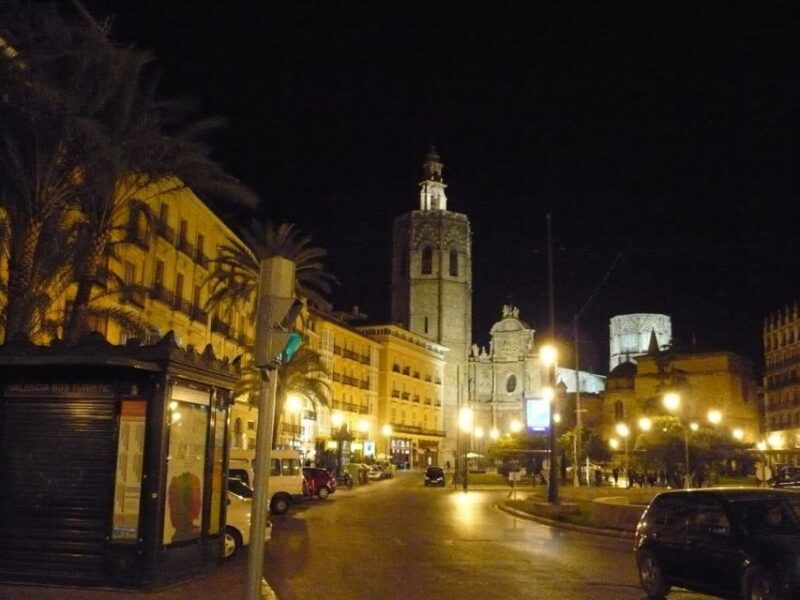 Valencia: 1 Hour Segway Tour at Night - Myths and Legends of the City