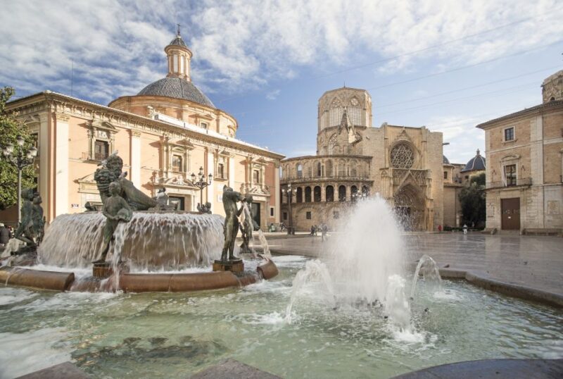 Valencia: 24, 48, or 72-Hour Valencia Tourist Card - Getting the Valencia Tourist Card
