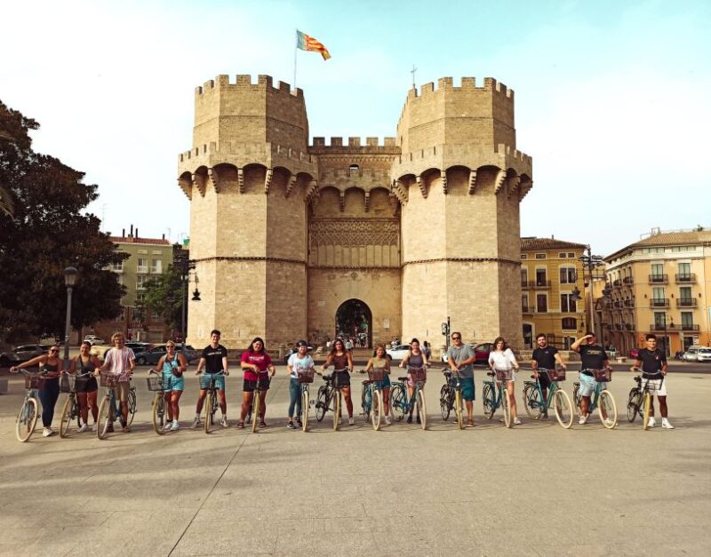 Valencia: 3-Hour Guided City Sightseeing & Beaches Bike Tour - Experience Highlights
