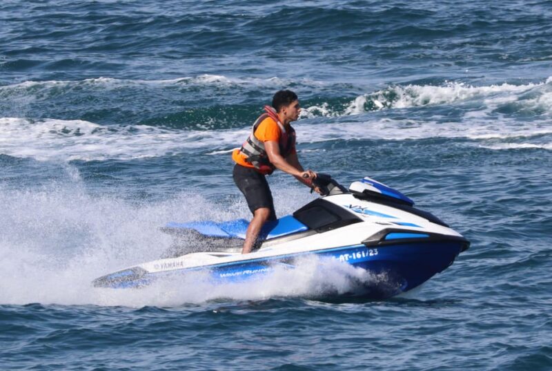 Valencia 30-minute Jet Ski Excursion - Jet Ski Experience