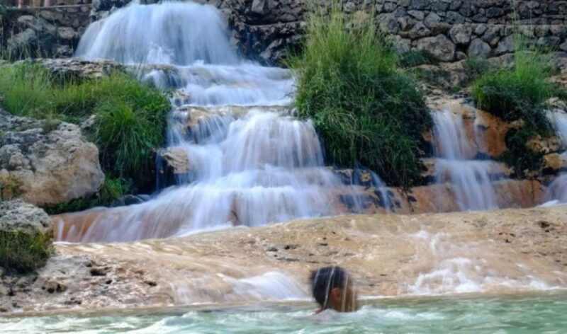 Valencia: Anna Alhambra and 3 Waterfalls Guided Tour - Explore the Medieval Town of Chella