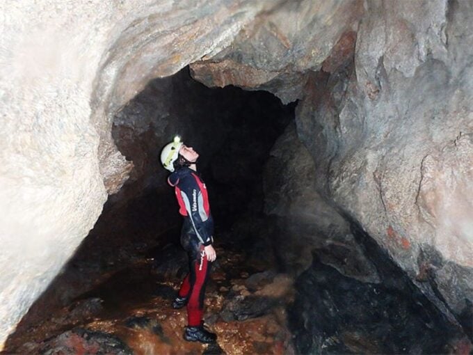 Valencia: Aquatic Caving in Sumidero De Vallada - Activity Duration