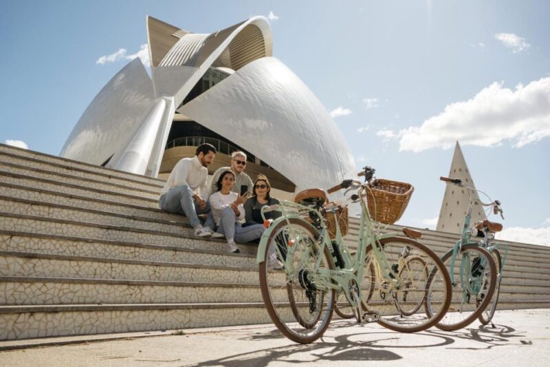 Valencia: Audioguide Eng,Esp,Ita + Bike All Day - Experience Highlights