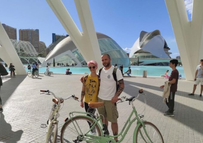 Valencia: Audioguide Eng,Esp,Ita + Bike All Day - Frequently Asked Questions