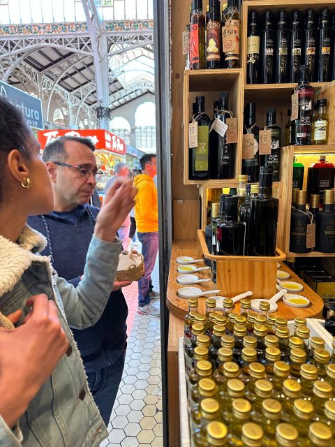 Valencia: Authentic Food Tour With Paella Valenciana - Tour Duration and Languages