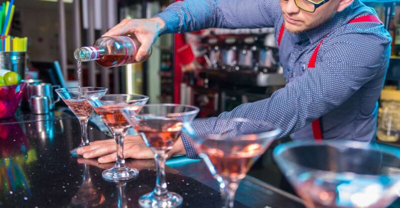 Valencia: Bar-Hopping With Free Shots and a Welcome Cocktail - Experience Highlights