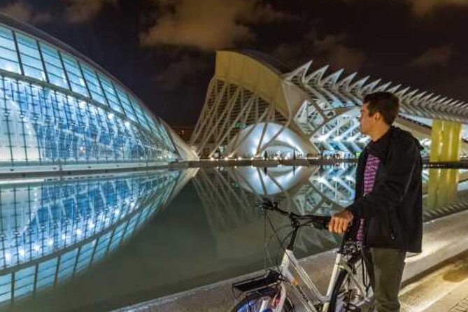 Valencia By Night Bike Tour - Meeting Details
