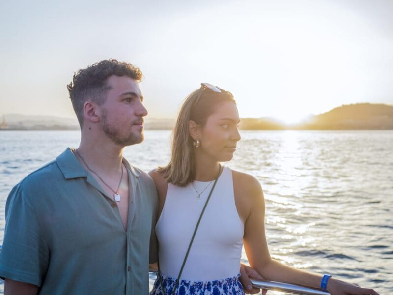 Valencia: Catamaran Cruise With Sunset Option - Experience Highlights