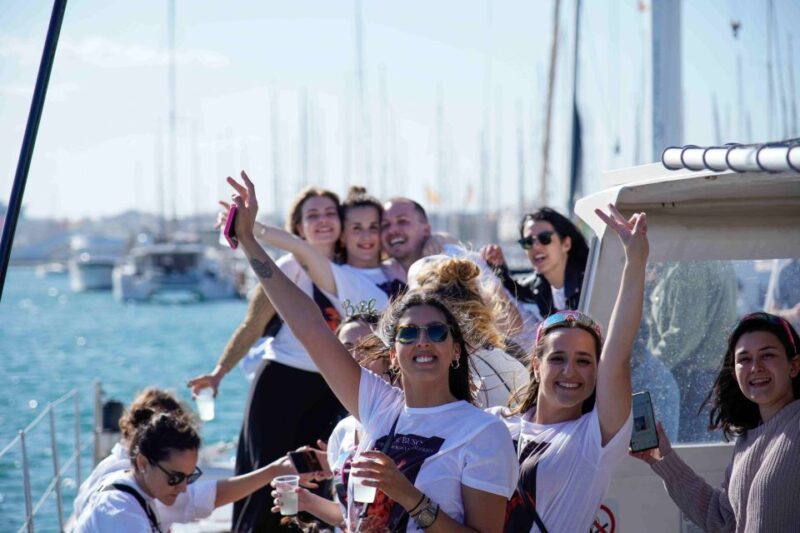 Valencia: Catamaran Party Boat - Highlights