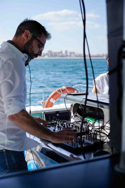 Valencia: Catamaran Party Boat - Frequently Asked Questions