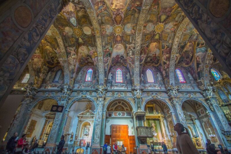 Valencia: Cathedral, St Nicholas, and Lonja De La Seda Tour - Key Points