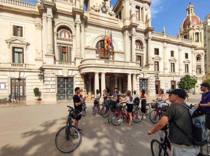 Valencia: City Highlights Guided Bike Tour - Explore Valencias Sights
