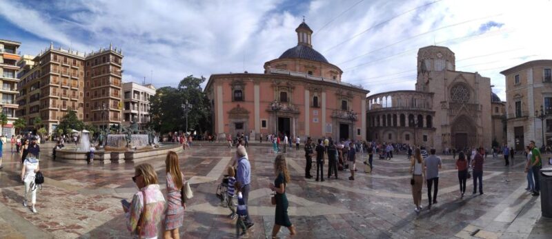Valencia: City Walking Tour With Top Attractions - ITALIAN - Itinerary Highlights