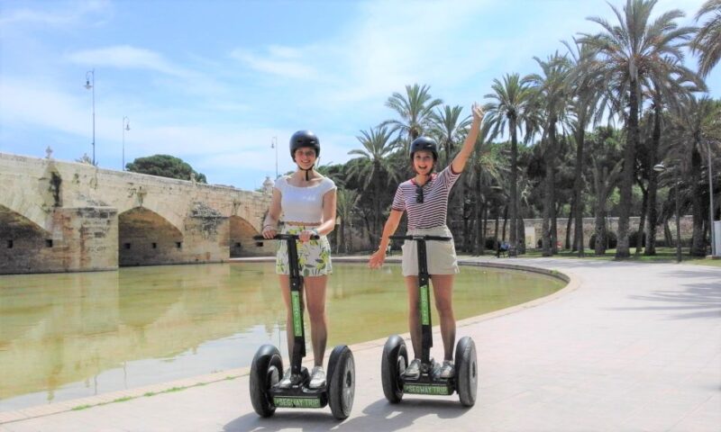 Valencia: Complete Segway Tour of Old Town and Gardens - Tour Duration and Group Size