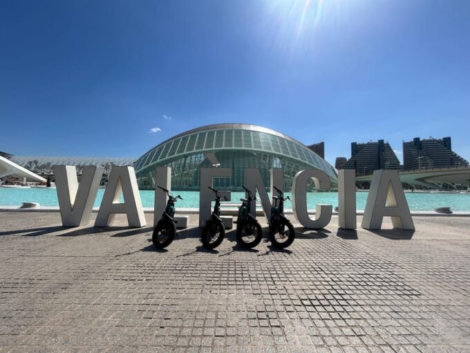 Valencia: Discover City Highlights on a Premium E-Bike - Vibrant Market Experience