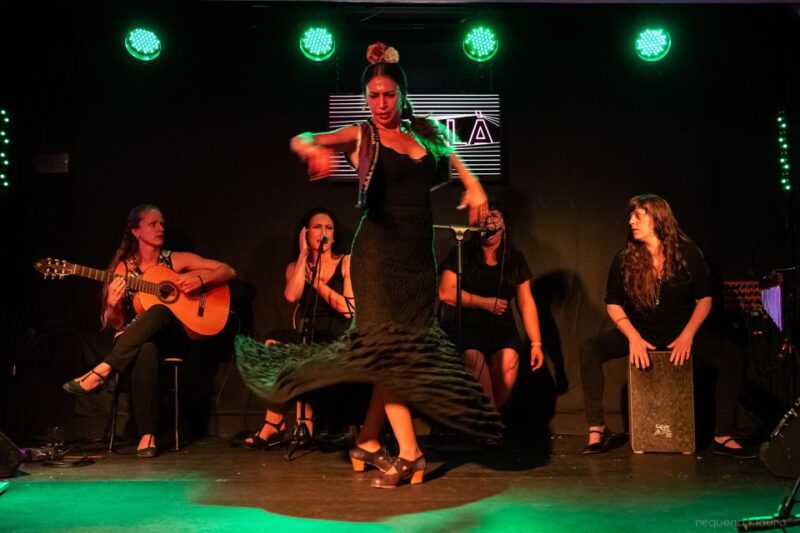 Valencia: Flamenco Show at Ca Revolta Theater - Booking Details