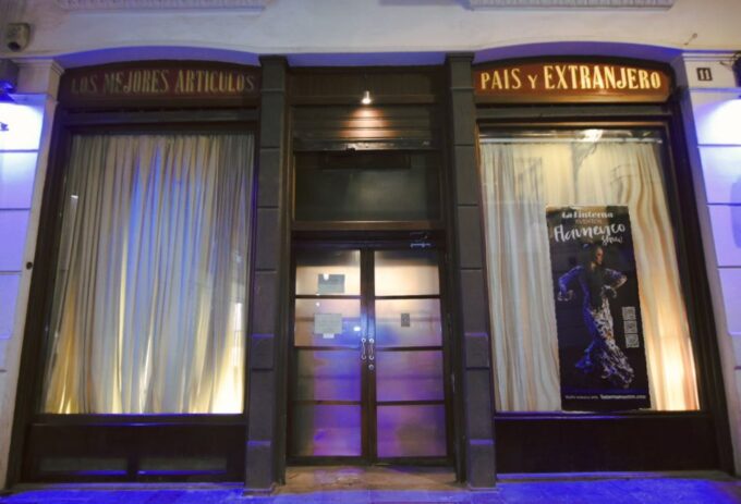 Valencia: Flamenco Show at La Linterna With Drink - Recommended Drink Options