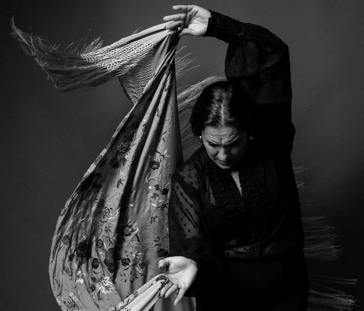 Valencia: Flamenco Show TEATRE TABLAO FLAMENCO in Teatro Talia - Ticket Information