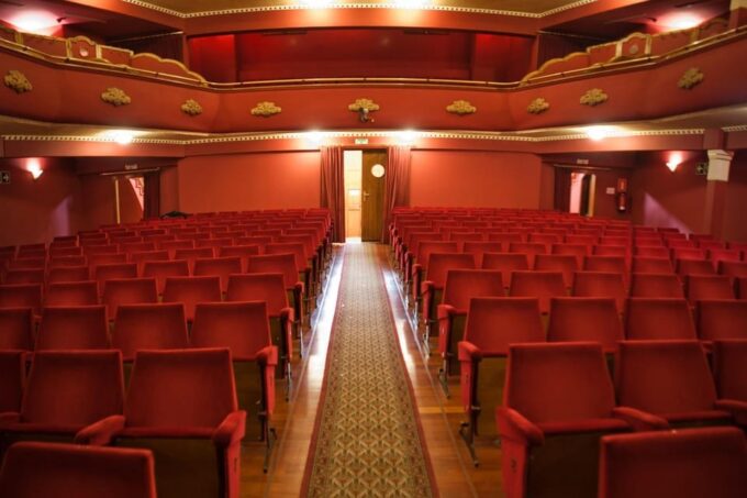 Valencia: Flamenco Show TEATRE TABLAO FLAMENCO in Teatro Talia - Venue and Accessibility