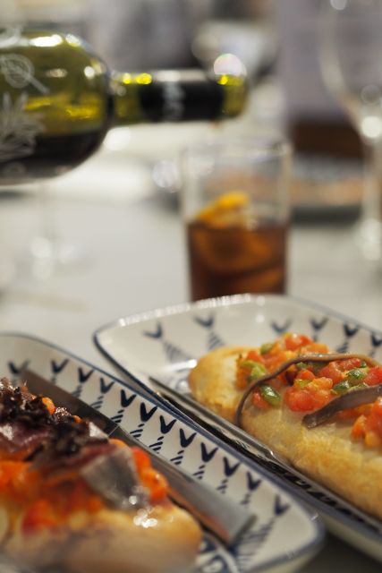 Valencia: Gourmet Food & Wine Tour - Booking and Availability