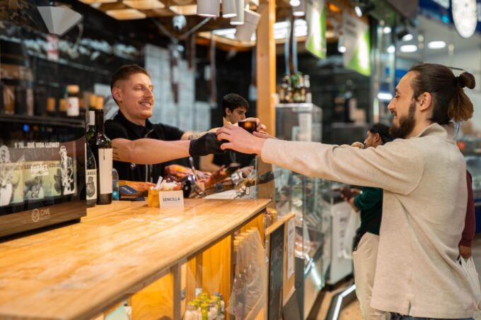 Valencia: Gourmet Tapas and Wine Self-Guided Tour - Gourmet Tapas Tastings
