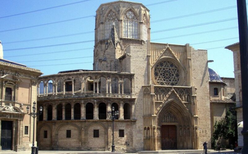 Valencia: Group Walking Tour - Historical Center Discoveries