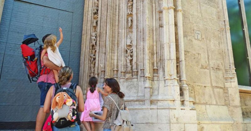 Valencia: Guided Family Walking Tour (Italian Tour) - Family-Friendly Activities