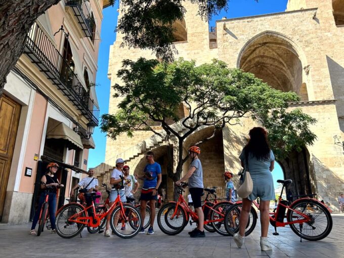 Valencia: Guided Tour by Bike, E-Bike or E-Scooter - Eco-Friendly and Comfortable Experience