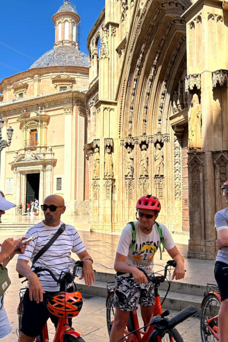 Valencia: Guided Tour by Bike, E-Bike or E-Scooter - Frequently Asked Questions