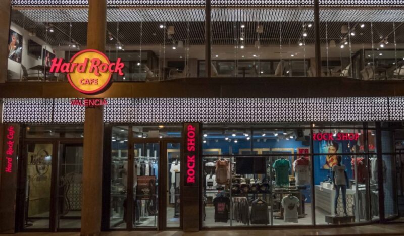 Valencia: Hard Rock Cafe Entrance With Lunch or Dinner - Dining Menu Options